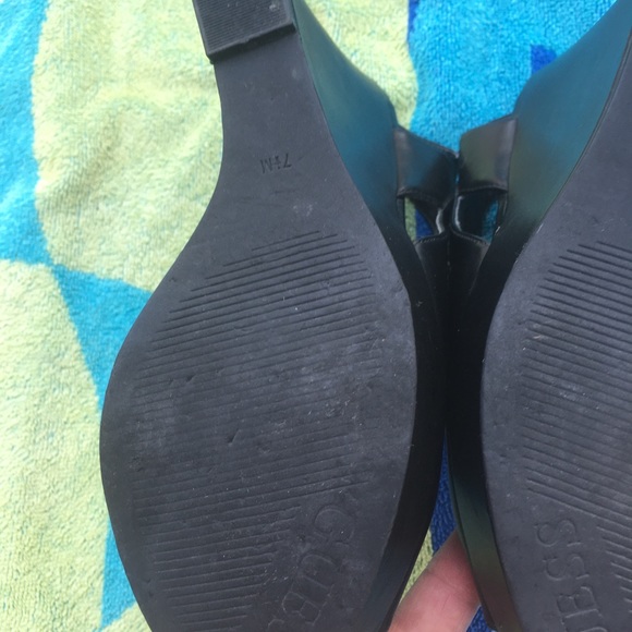 Guess sandals - Picture 14 of 15